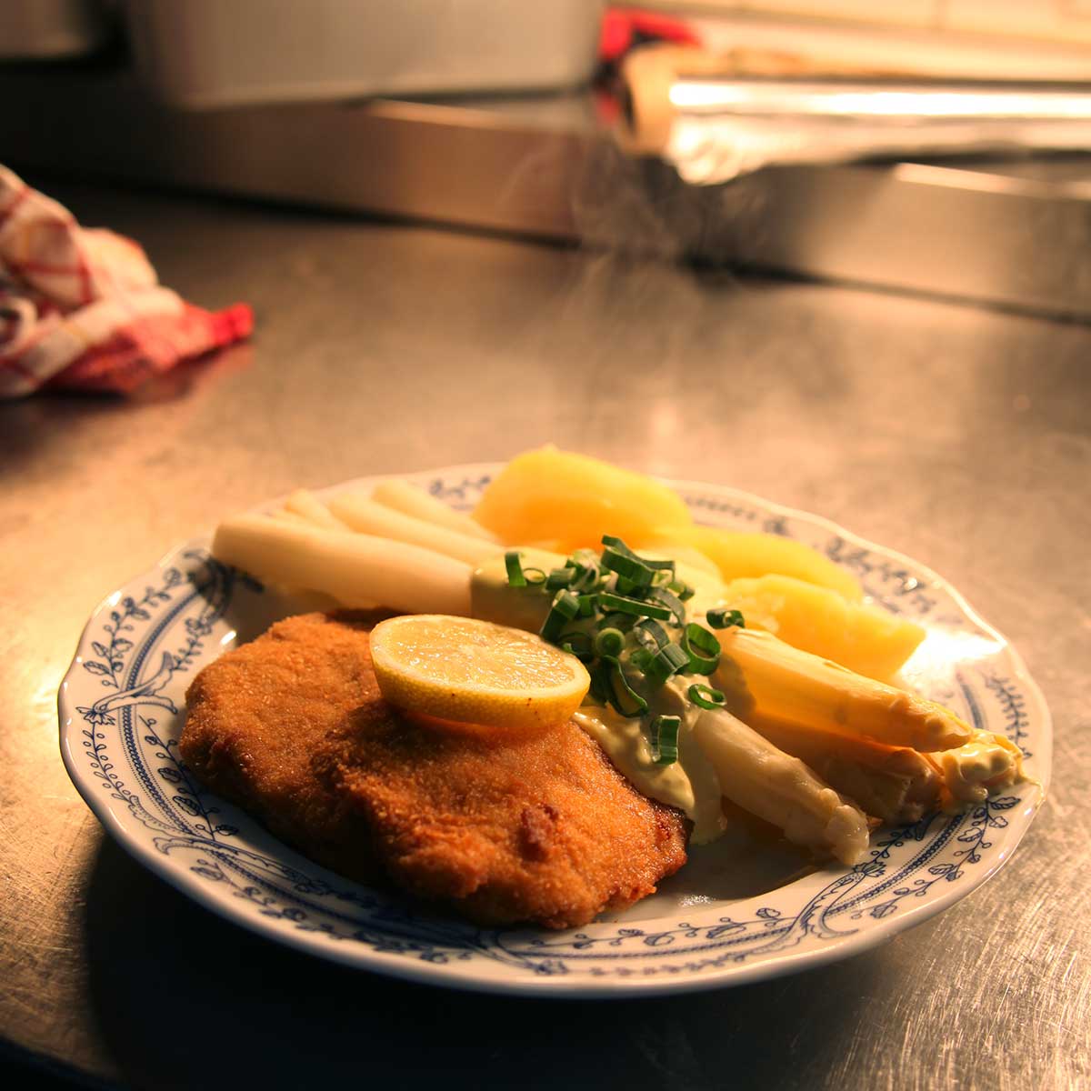 Spargel mit Schnitzel